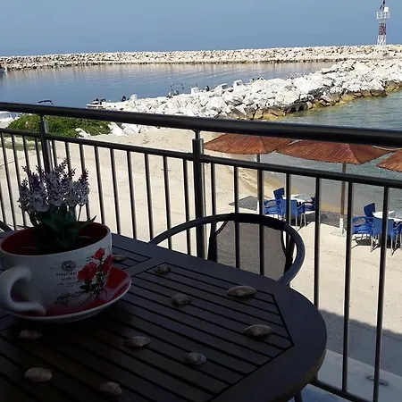Daire Faros Skala Sotiros